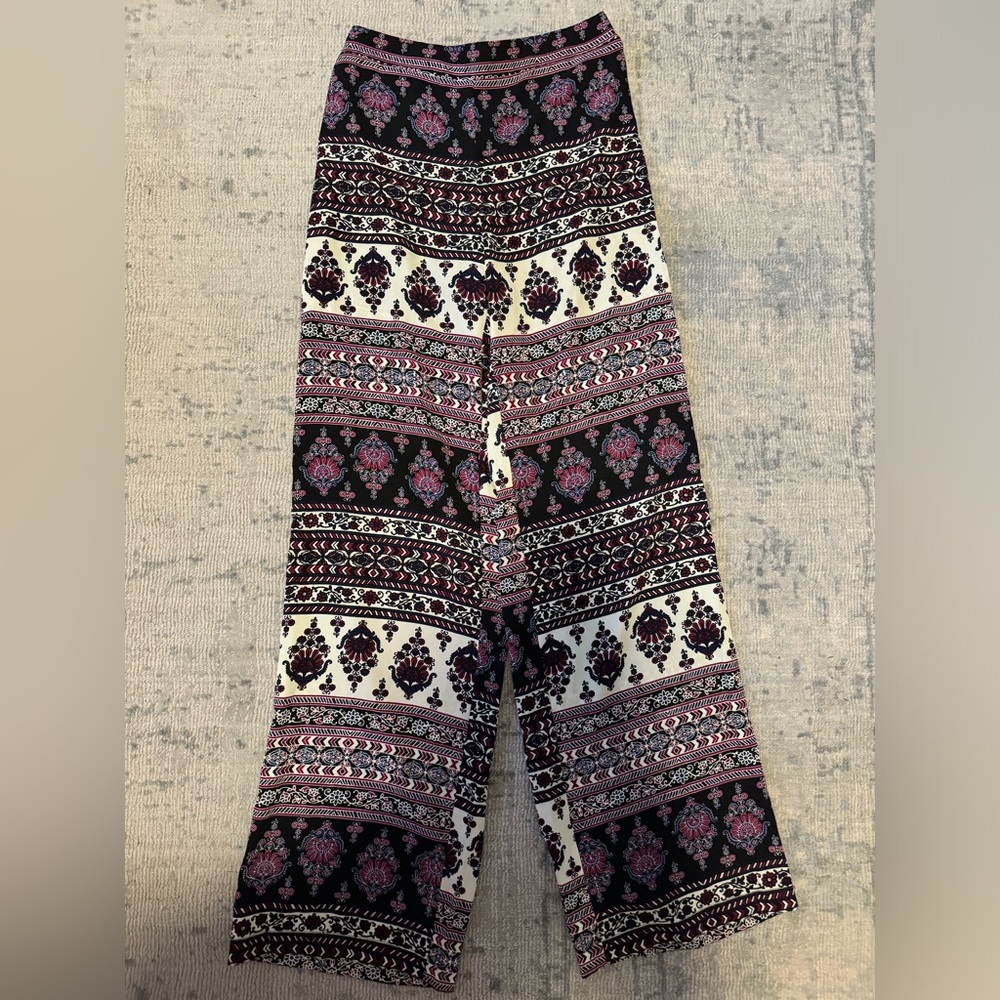 NWOT Stoosh Wide Leg Pants Small